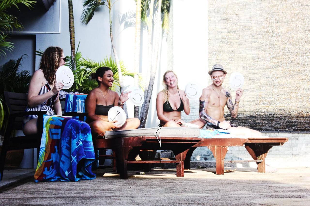 Bodega Phuket Patong (Adults Only) Hostel Buitenkant foto