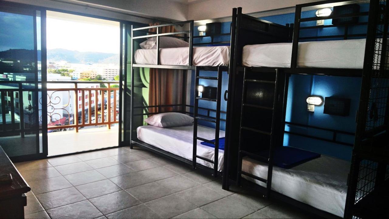 Bodega Phuket Patong (Adults Only) Hostel Buitenkant foto